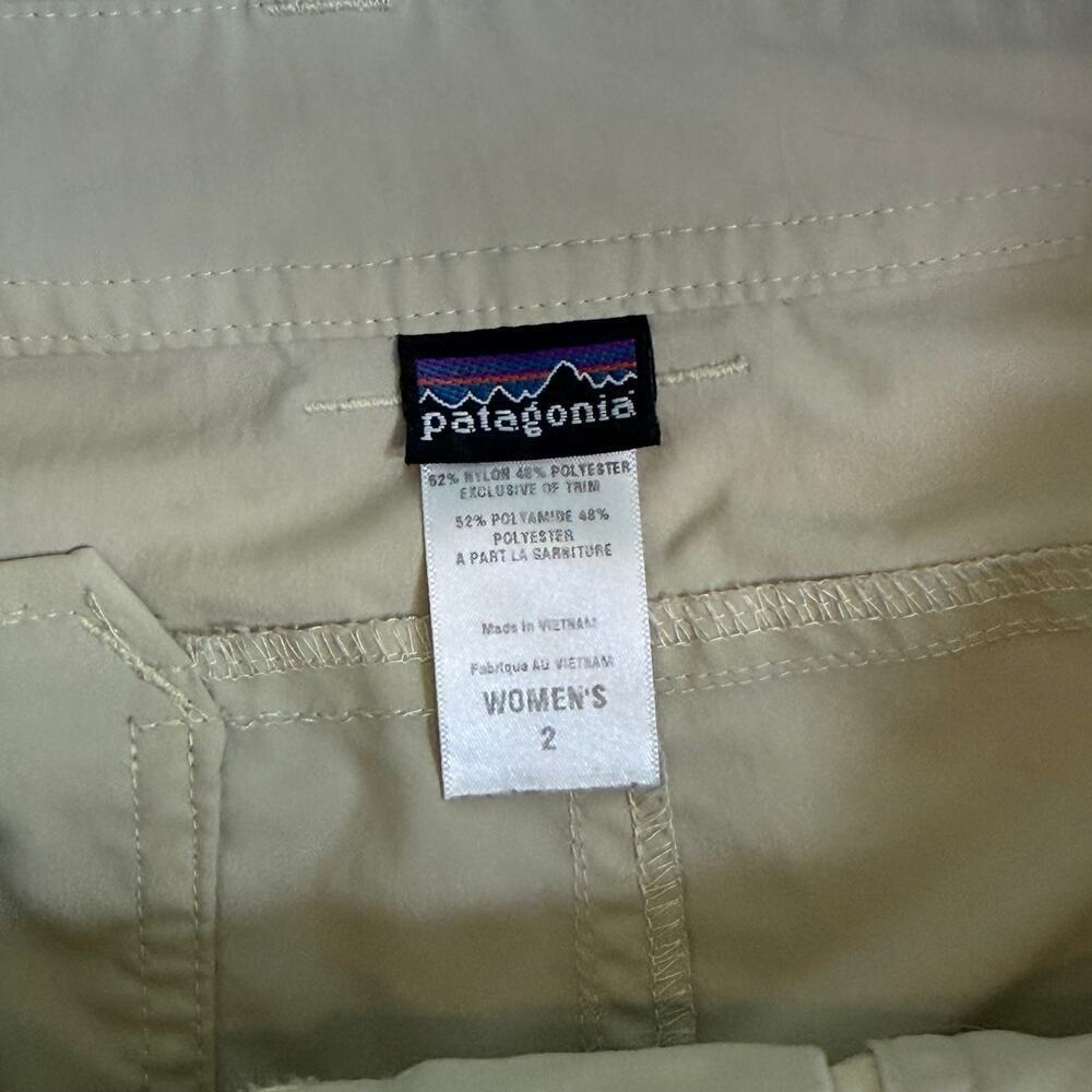 Patagonia Women's Crop Wide Leg Hiking Pants Size 2 Nylon Capri Outdoors Utility - Picture 4 of 11